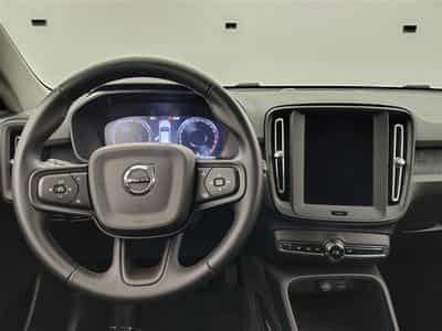 Volvo XC40 1.5 T2 Momentum Geartronic NAVI/FULL LED/JA17/PDC/CAMERA (2021) - Photo 9