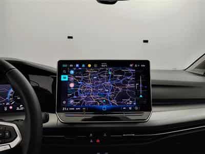VW Golf 1.5 eTSI Life DSG/NAVI/TO PANO/FULL LED/JA17/PDC (2024) - Foto 11