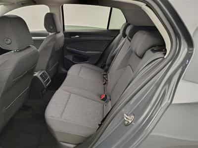 VW Golf 1.5 eTSI Life DSG/NAVI/TO PANO/FULL LED/JA17/PDC (2024) - Foto 13
