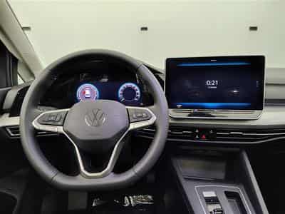 VW Golf 1.5 eTSI Life DSG/NAVI/TO PANO/FULL LED/JA17/PDC (2024) - Foto 9