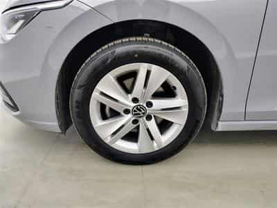 VW Golf 1.0 TSI 110 Life CARPLAY / FULL LED / ALU / PDC (2021) - Foto 6