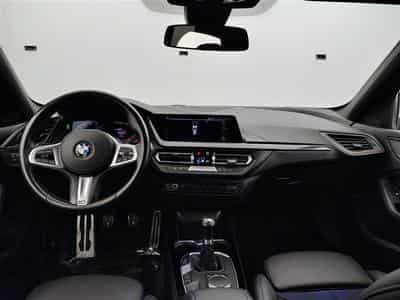 BMW 118 i Pack M   Navi Cockpit / Led/ PDC+Caméra (2022) - Foto 8