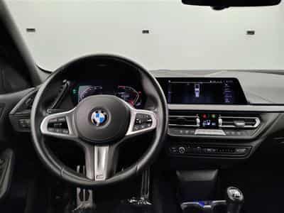 BMW 118 i Pack M   Navi Cockpit / Led/ PDC+Caméra (2022) - Foto 9