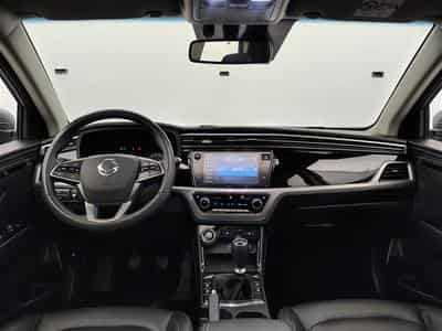 SsangYong Korando 1.5 T-GDI 2WD Sapphire CUIR/NAVI/FULL LED/TO/JA18 (2022) - Photo 8