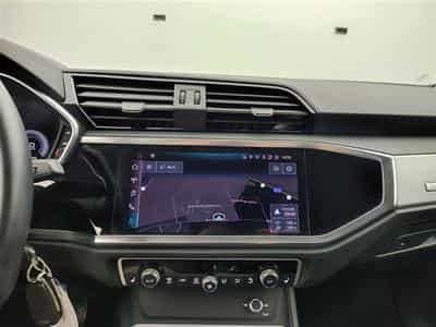 Audi Q3 35 TFSI S line (2024) - Photo 11