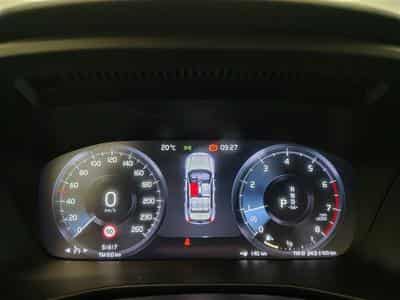Volvo XC40 1.5 T3 Inscription Geartronic CUIR/NAVI/TO PANO/FULL LED (2022) - Photo 10