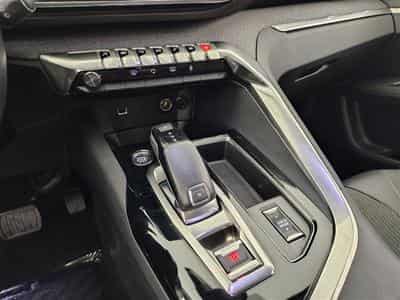 Peugeot 3008 1.2 PureTech Allure (2022) - Photo 12
