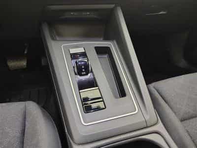 VW Golf 1.0 eTSI Life Business DSG/NAVI/FULL LED/JA16/PDC (2024) - Photo 12