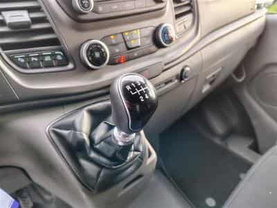 Ford Transit 2.0 TDCi L1H2 CLIM / TEL (2019) - Foto 12