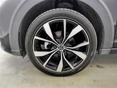 VW Taigo 1.0 TSI 115cv DSG R-Line CARPLAY / FULL LED / CAMERA / JA 18 (2025) - Foto 6