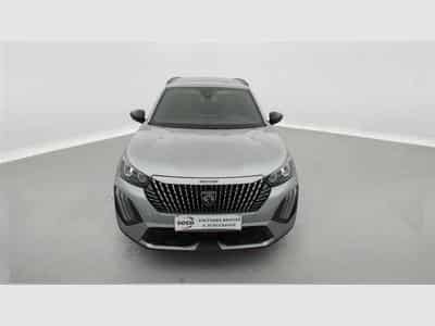 Peugeot 2008 1.2 PureTech Allure CARPLAY / FULL LED / PDC (2025) - Photo 4