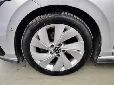 VW Golf 1.5 eTSI 150cv DSG R-Line NAVI / FULL LED / TOIT PANO / CAM (2024) - Foto 6