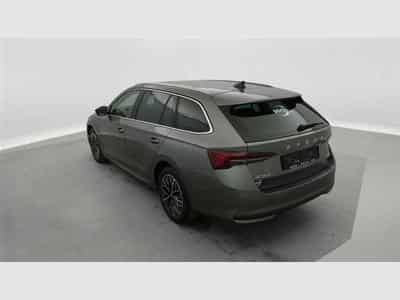 Skoda Octavia 1.5 e-TSi 150cv DSG Selection CARPLAY / FULL LED / CAMERA (2026) - Foto 2