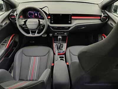 Skoda Fabia 1.0 TSI 115cv DSG MonteCarlo CARPLAY / FULL LED / CAMERA (2026) - Foto 8