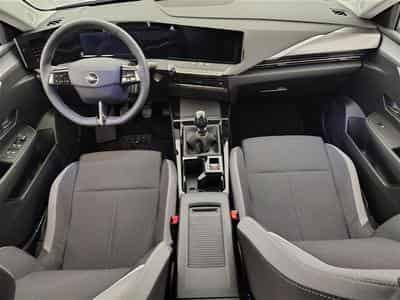 Opel Astra Sports Tourer 1.2 Turbo Edition NAVI / FULL LED / CARPLAY (2024) - Foto 8