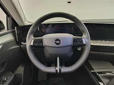 Opel Astra Sports Tourer 1.2 Turbo Edition NAVI / FULL LED / CARPLAY (2024) - Foto 9