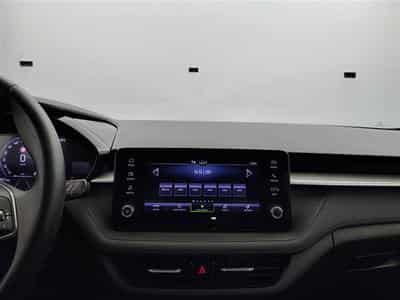 Skoda Fabia 1.0 TSI 95cv Selection CARPLAY / FULL LED / PDC AR / JA 15" (2025) - Photo 11
