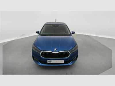 Skoda Fabia 1.0 TSI 95cv Selection CARPLAY / FULL LED / PDC AR / JA 15" (2025) - Photo 4