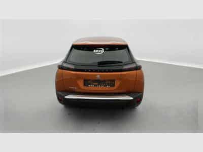 Peugeot 2008 1.2 PureTech Active Pack NAVI/JA/PDC (2023) - Foto 5
