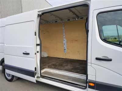 Opel Movano 2.3 BiTurbo L4H2 CLIM (2019) - Foto 13