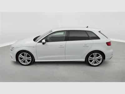 Audi A3 30 TFSI S-Line *NAVI/FULL LED/CUIR SPORT/CAM/PDC/JA* (2019) - Photo 3