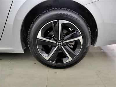 Opel Astra Sports Tourer 1.2 Turbo Edition NAVI / FULL LED / CARPLAY (2024) - Foto 6