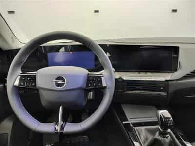 Opel Astra Sports Tourer 1.2 Turbo Edition NAVI / FULL LED / CARPLAY (2024) - Foto 9