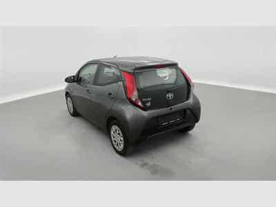 Toyota Aygo 1.0i VVT-i x-play II M/M (2021) - Foto 2