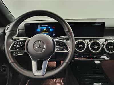 Mercedes CLA 180 180 SB Business Line NAVI/FULL LED/JA17 (2022) - Foto 9