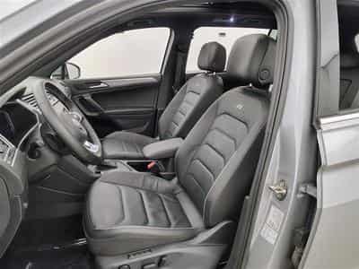 VW Tiguan 1.5 TSI IQ-Drive DSG ° R-LINE EXT ° NAV ° CAM ° JA 19" (2020) - Foto 7