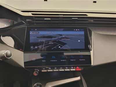 Peugeot 308 1.2 PureTech Allure NAVI / S-CUIR / FULL LED (2024) - Photo 11