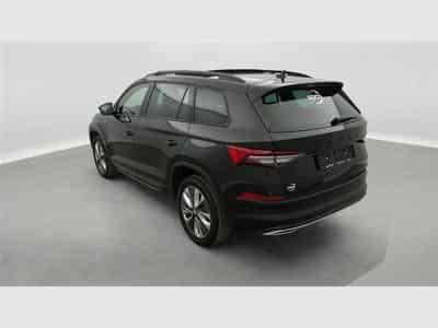 Skoda Kodiaq 1.5 TSI 150Cv DSG Sportline 7PL / NAVI / CAMERA / TO PANO (2024) - Foto 2