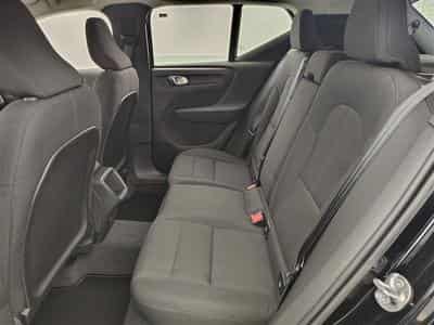 Volvo XC40 1.5 T2 Momentum Core (2022) - Foto 13