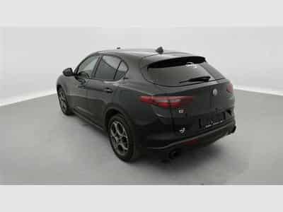Alfa-Romeo Stelvio 2.2 MJD AWD Sprint NAVI / CUIR / CARPLAY (2022) - Foto 2