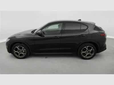 Alfa-Romeo Stelvio 2.2 MJD AWD Sprint NAVI / CUIR / CARPLAY (2022) - Foto 3