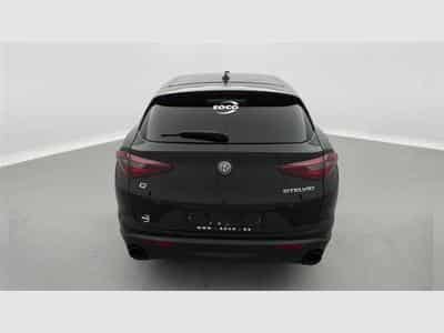 Alfa-Romeo Stelvio 2.2 MJD AWD Sprint NAVI / CUIR / CARPLAY (2022) - Foto 5