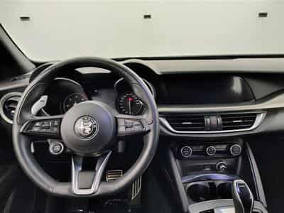 Alfa-Romeo Stelvio 2.2 MJD AWD Sprint NAVI / CUIR / CARPLAY (2022) - Foto 9