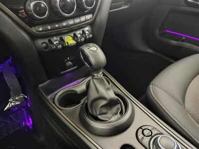 MINI Countryman SE All4 1.5A PHEV Cooper SE ALL4/NAVI/FULL LED/JA17/PDC (2023) - Photo 12