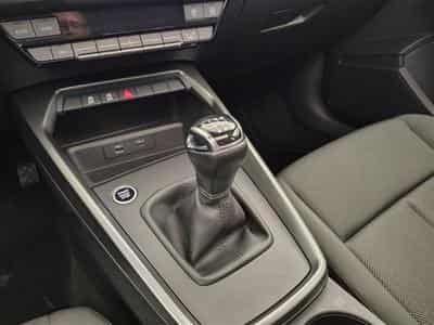 Audi A3 35 TFSI Design NAVI/FULL LED/TO PANO/JA/PDC (2020) - Foto 11