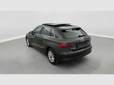 Audi A3 35 TFSI Design NAVI/FULL LED/TO PANO/JA/PDC (2020) - Foto 2