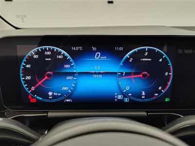 Mercedes GLA 180 180 d Business Line S-CUIR/NAVI/JA17/PDC (2022) - Foto 10