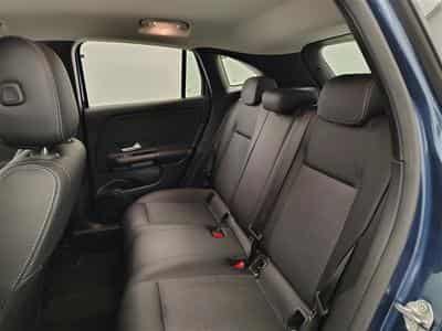 Mercedes GLA 180 180 d Business Line S-CUIR/NAVI/JA17/PDC (2022) - Foto 13
