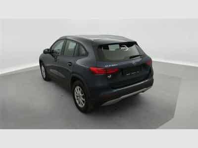 Mercedes GLA 180 180 d Business Line S-CUIR/NAVI/JA17/PDC (2022) - Foto 2