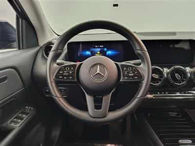 Mercedes GLA 180 180 d Business Line S-CUIR/NAVI/JA17/PDC (2022) - Foto 9