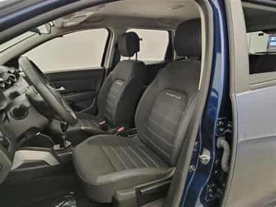 Dacia Duster 1.0 TCe 100Cv Prestige NAVI / CAMERA / ALU / PDC (2019) - Foto 7
