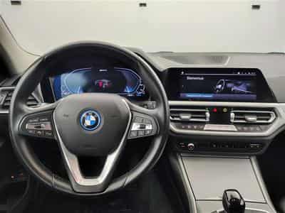 BMW 320 Touring 320eA PHEV Cuir / Navi / Led (2022) - Foto 9