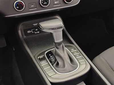 Hyundai Kona 1.6 T-GDi Feel DCT (2024) - Foto 12