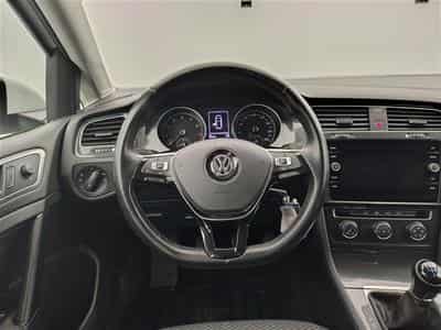 VW Golf 1.0 TSI Comfortline OPF CARPLAY/PDC AV-AR (2019) - Foto 9