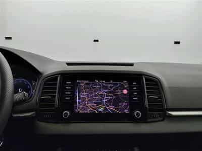 Skoda Karoq 1.0 TSI 115Cv Executive NAVI / CAMERA / CARPLAY / PDC (2025) - Foto 11