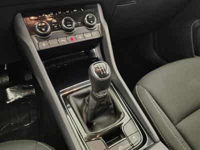 Skoda Karoq 1.0 TSI 115Cv Executive NAVI / CAMERA / CARPLAY / PDC (2025) - Foto 12